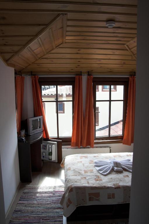 Hotel Old Times Asenovgrad Habitación foto